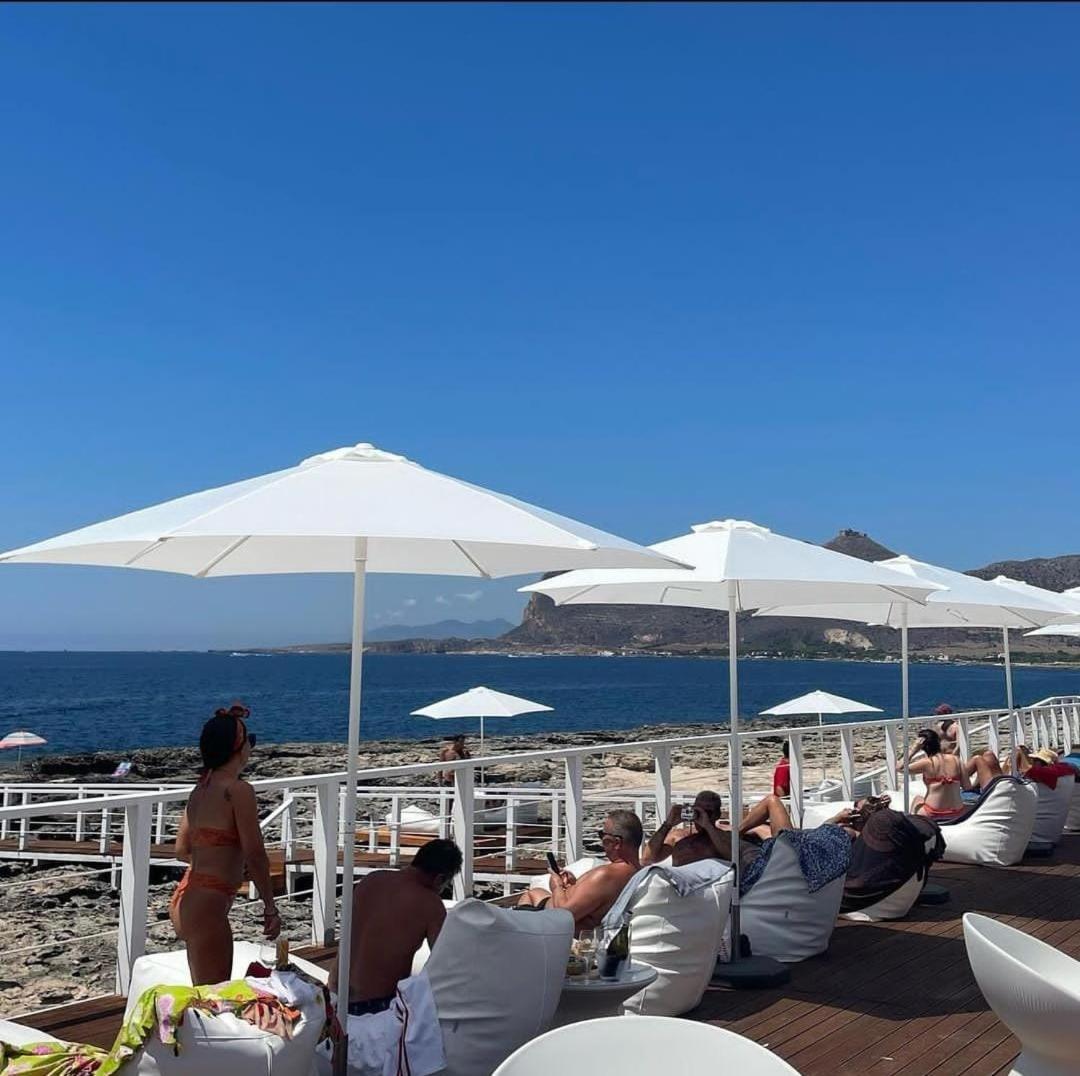 Camaro Favignana Aparthotel Bagian luar foto