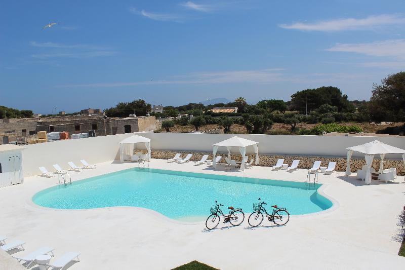 Camaro Favignana Aparthotel Bagian luar foto